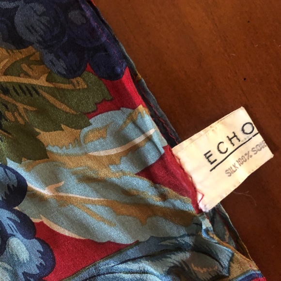 Beautiful Grape Silk Echo Scarf - Picture 2 of 6